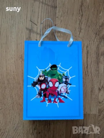 Картонена торбичка за лакомства и подаръци Блуи и Бинго, снимка 3 - Други - 49587178
