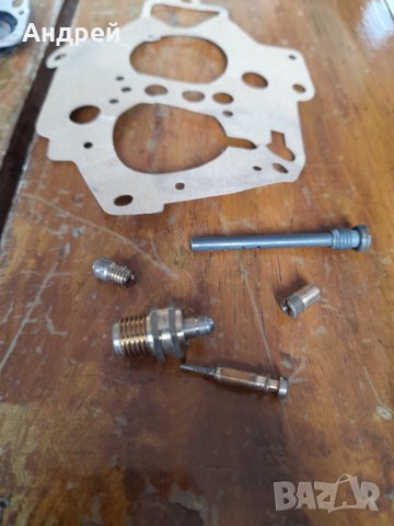 Стар ремонтен комплект карбуратор Москвич, снимка 3 - Други ценни предмети - 35336777