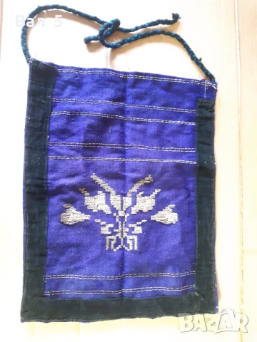 Автентична тъкана престилка с много сърма , носия