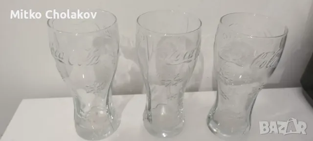 Продавам комплект 6 броя коледни чаши Кока-Кола, снимка 6 - Чаши - 49336351