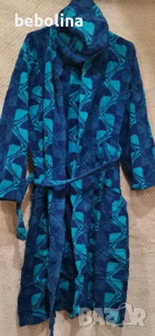 Хавлия с качулка, снимка 2 - Хавлии и халати - 48152345