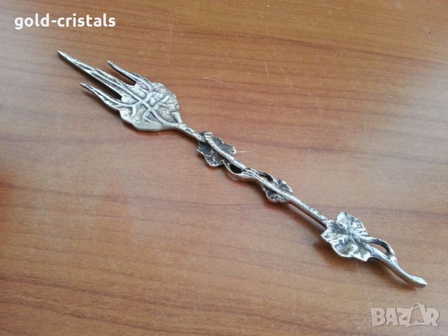Посребрена вилица  , снимка 2 - Антикварни и старинни предмети - 34179632