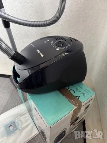 Прахосмукачка с Торба Siemens Synchropower VS06A111 600W, снимка 3 - Прахосмукачки - 56167649