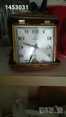 Механичен часовник ГАРАНТ, снимка 2 - Антикварни и старинни предмети - 30330260