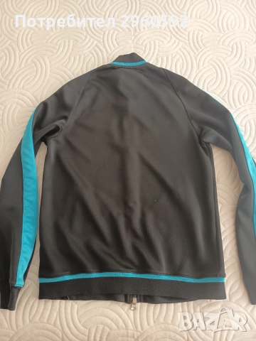 Оригинално Горнище Nike Барселона , снимка 3 - Спортни дрехи, екипи - 55851688