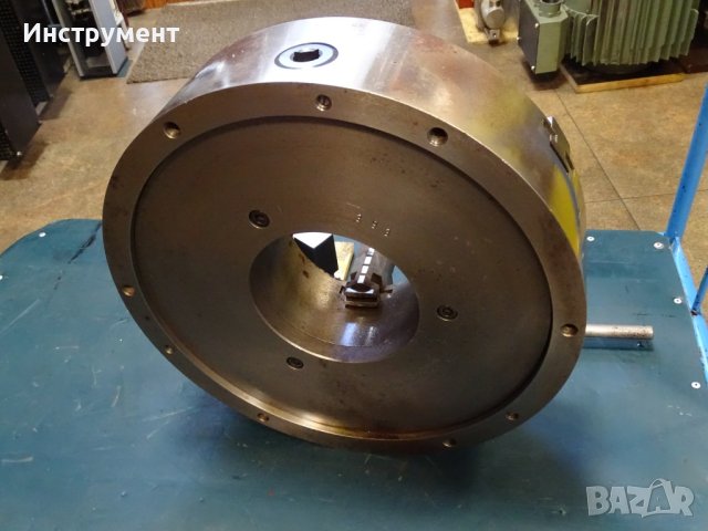 Универсален патронник за струг TOS IU 400/3 M1 3-челюсти, снимка 6 - Резервни части за машини - 42272331