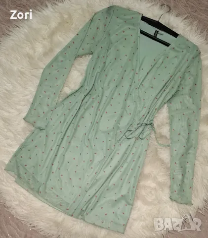 Рокля в светъл зелен цвят тюл с подплата и с прозрачни ръкави, снимка 1