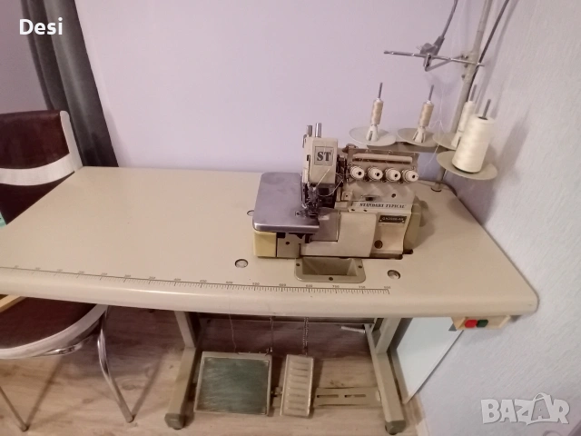 продавам оверлог , снимка 3 - Шевни машини - 53993843