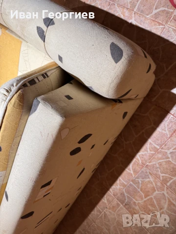 Диван тройка  200см  и две табуретки , снимка 13 - Дивани и мека мебел - 51411665