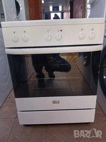 Свободно стояща печка с керамичен плот VOSS Electrolux с две години гаранция!, снимка 8 - Печки, фурни - 52676398