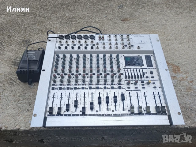 Миксер BEHRINGER