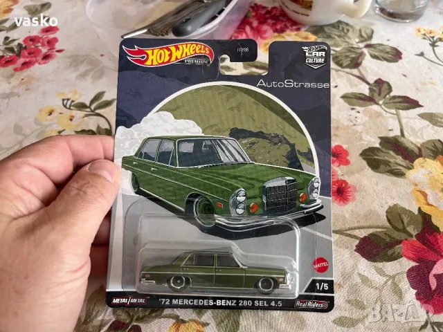 Hotwheels Premium Mercedes