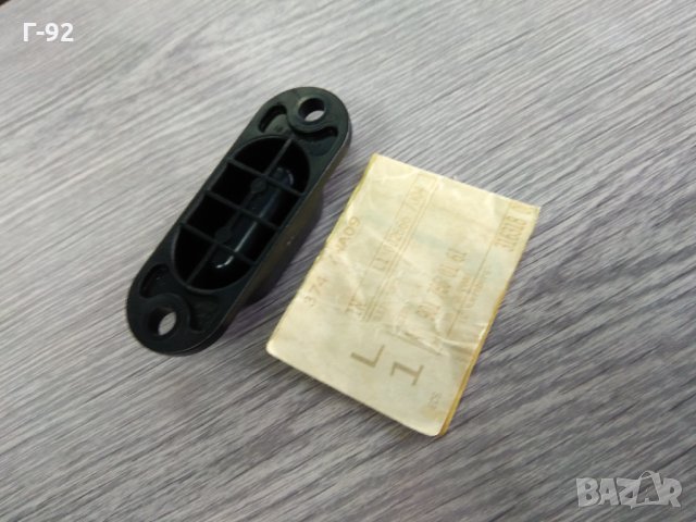 A9017660161**NEU**MERCEDES-BENZ**901-902-903-904**ДЪРЖАЧ НА ВРАТА**, снимка 3 - Части - 33730517