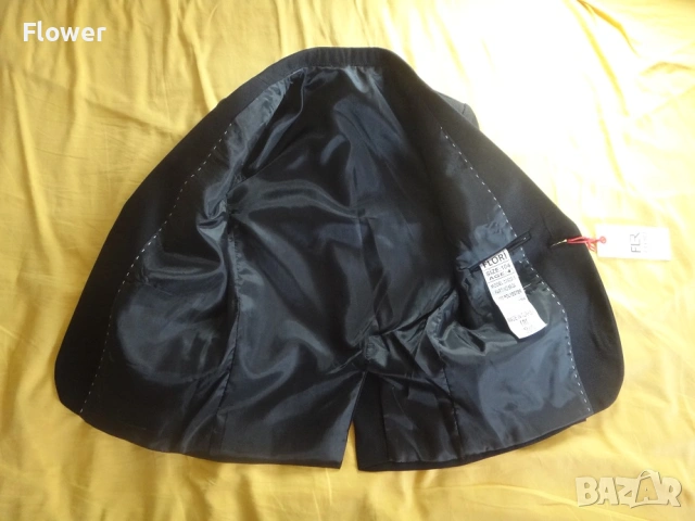 Нов Детски официален черен костюм от 3 части, размер 104-110см, за 4-5 години, снимка 4 - Детски комплекти - 53272249