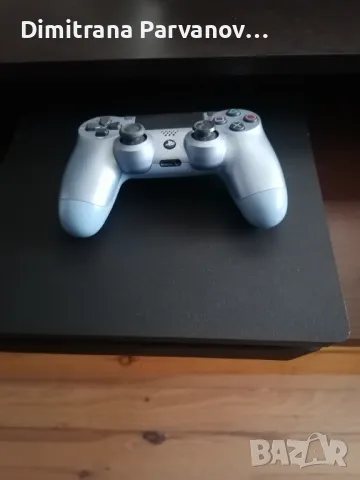 PS4 1TB, снимка 2 - PlayStation конзоли - 47798043