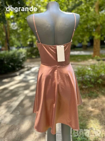 Сатенена рокля със сърцевидно деколте, снимка 6 - Рокли - 51152016