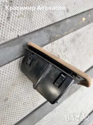 Пепелник заден дясна  кора за Мерцедес CLS. W219. A2198100630, снимка 4 - Части - 48955421