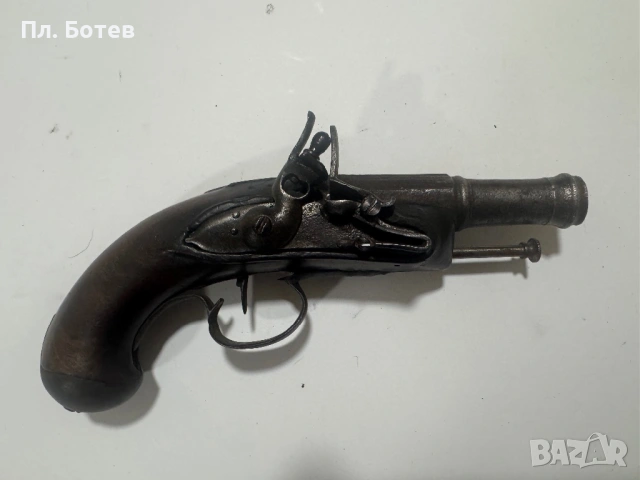 Стар кремъчен пищов