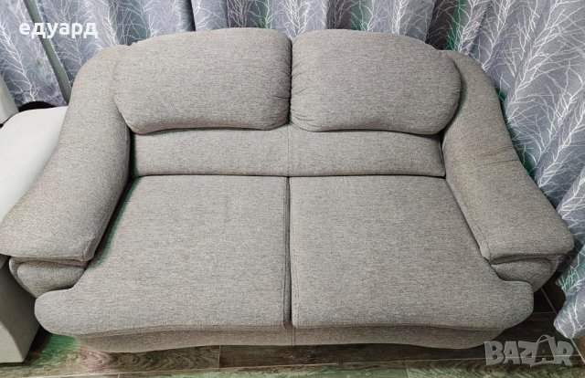 Двуместен диван отваря се на легло като нов, снимка 1 - Дивани и мека мебел - 44357241