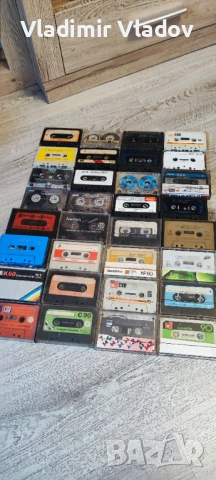 32бр. стари аудио касети