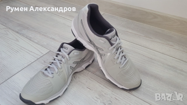 Нови сиви дамски маратонки ASICS GEL-NETBURNER размер 42, снимка 8 - Маратонки - 52830076