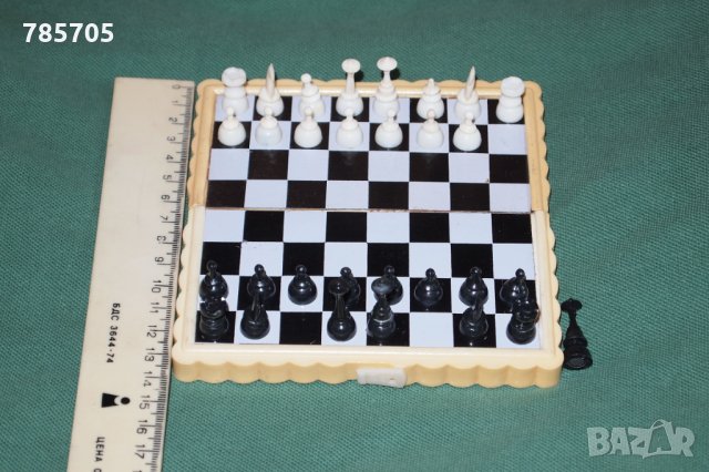 Малък магнитен шах