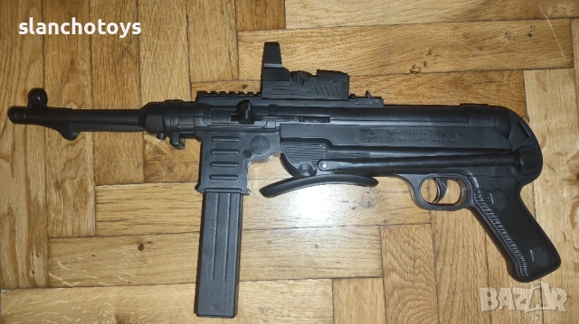 Пушка Винтовка, реален размер, със сачми. Автомат Шмайзер, със съчми.реален размер, пластмасов, снимка 2 - Други - 46096253