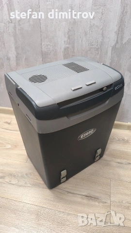 Комбинирана хладилна чанта Ezetil 12/220 волта с обем 30 литра , снимка 12 - Хладилни чанти - 53940087