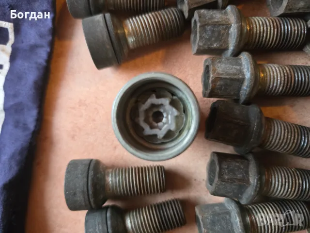 Пълен Комплект болтове Audi VW Seat Scoda със секретни болтове , снимка 3 - Аксесоари и консумативи - 50238852