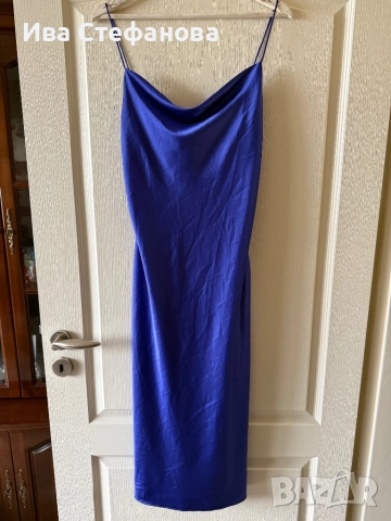Нова синя midi миди дълга елегантна  парти коктейлна официална  сатен сатенена рокля гръцко деколте, снимка 2 - Рокли - 42812952