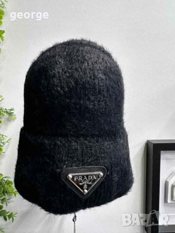 Зимна шапка Prada - нова, снимка 6 - Шапки - 52376648