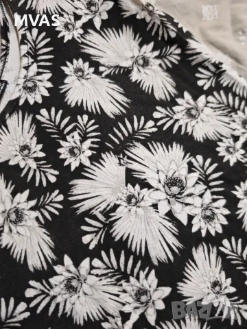 Нова рокля по тялото М размер графитено черно сива с бели цветя памучна , снимка 4 - Рокли - 49540987