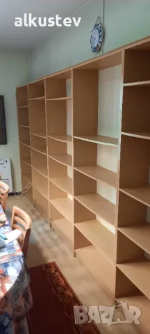    Продавам Етажерки 6 бр.