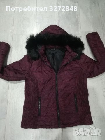 Дамско яке с качулка