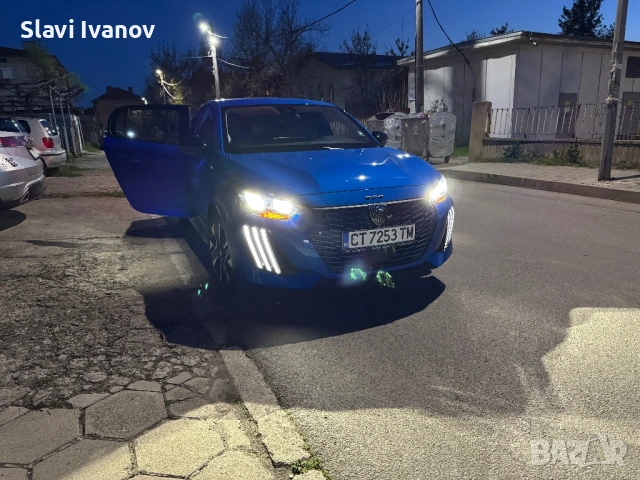 Peugeot 208 ALLURE 1.2 Pure Tech , снимка 11 - Автомобили и джипове - 53919356