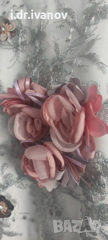 нова бяла тениска с 3D цветя, снимка 2 - Тениски - 54012250