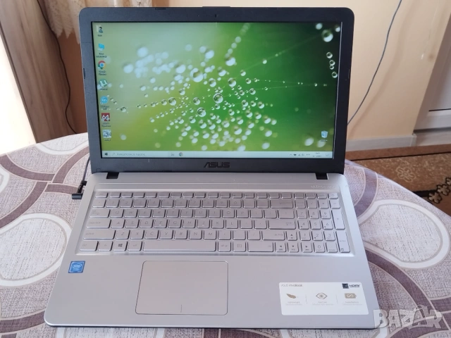 Лаптоп Asus VivoBook X540SA
