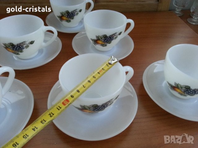Чаши за чай френски аркопал, снимка 3 - Антикварни и старинни предмети - 33961382