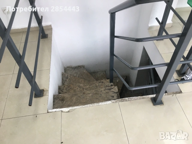 Офис, магазин, търговски обект под наем с витрини и отлична видимост – 80 кв.м , снимка 3 - Офиси - 53929524