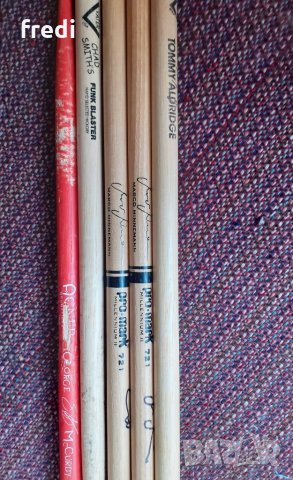 Перца За Китара (guitar Pick - Signature)Drums sticks (Signature), снимка 5 - Колекции - 26707081