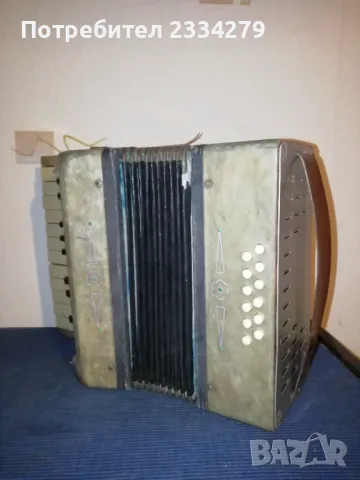 Стари детски музикални инструменти, чинели, дайре, акордеон. , снимка 4 - Антикварни и старинни предмети - 49777852