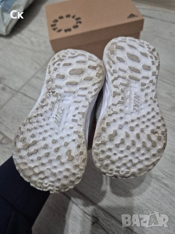 Маратонки Nike , снимка 2 - Детски маратонки - 51944776