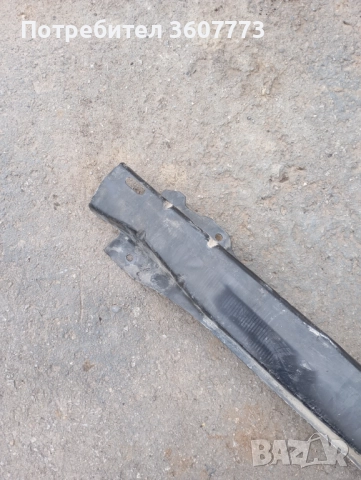 Греда задна Опел Зафира А, снимка 3 - Части - 52703625