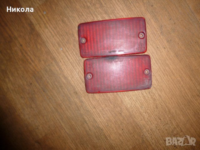 Стъкла за задни стопове в бронята Сузуки Витара, снимка 1 - Части - 39729244