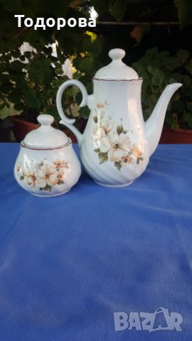Порцеланови кана и захарница- "Китка" Нови пазар  