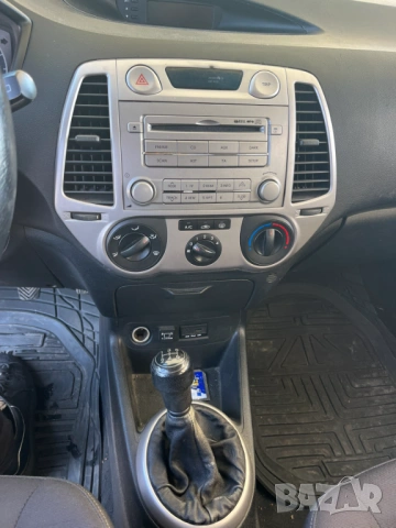Продавам ХЮНДАЙ И20 HYUNDAI I20 10.2010г. 1.2 + ГАЗ 78к.с., снимка 12 - Автомобили и джипове - 25081582