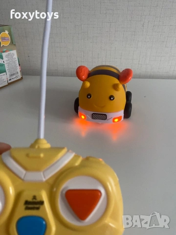 Радиоуправляема кола Пчеличка, снимка 9 - Коли, камиони, мотори, писти - 53047147