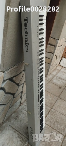 За ремонт или за части, снимка 2 - Синтезатори - 54203475