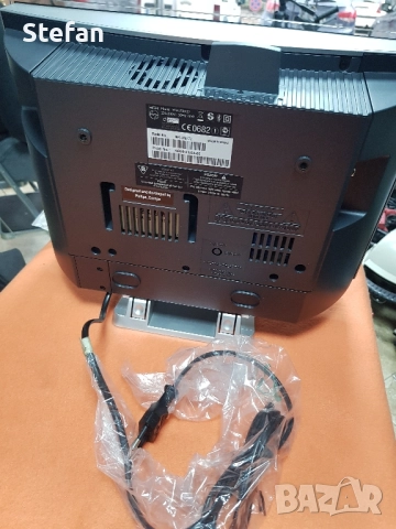 Philips радио последна мода технология с wi-fi, снимка 2 - Радиокасетофони, транзистори - 52443240