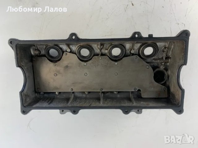Капак клапани капак цилиндрова глава Daihatsu Feroza Дайхацу Фероза 1.6 (1988-1999), снимка 2 - Части - 50000024